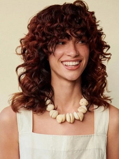 Curly hairdressers in Taunton Copy