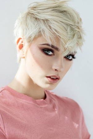 haircuts and colours at combers salon in taunton